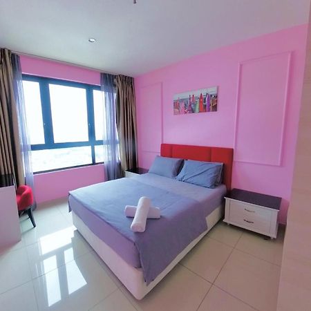 I-City Free Wifi 55Inch Smarttv Car Park Fit 5Pax Shah Alam Esterno foto