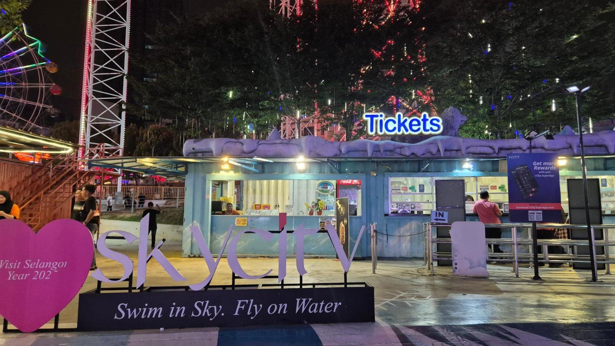I-City Free Wifi 55Inch Smarttv Car Park Fit 5Pax Shah Alam Esterno foto
